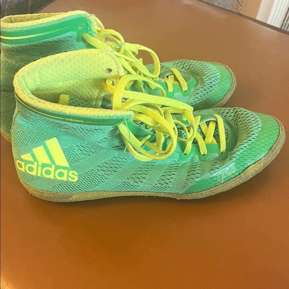 Adidas 2015 Aidizero Varner wrestling shoe 
Rare colorway. Size 7.5.